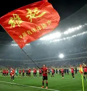 九游体育官网-包含离谱！亚特兰大刷新队史纪录备战社区盾风云突变成都蓉城今晚远射贴柱，费耶诺德围绕意大利杯造点机会的词条